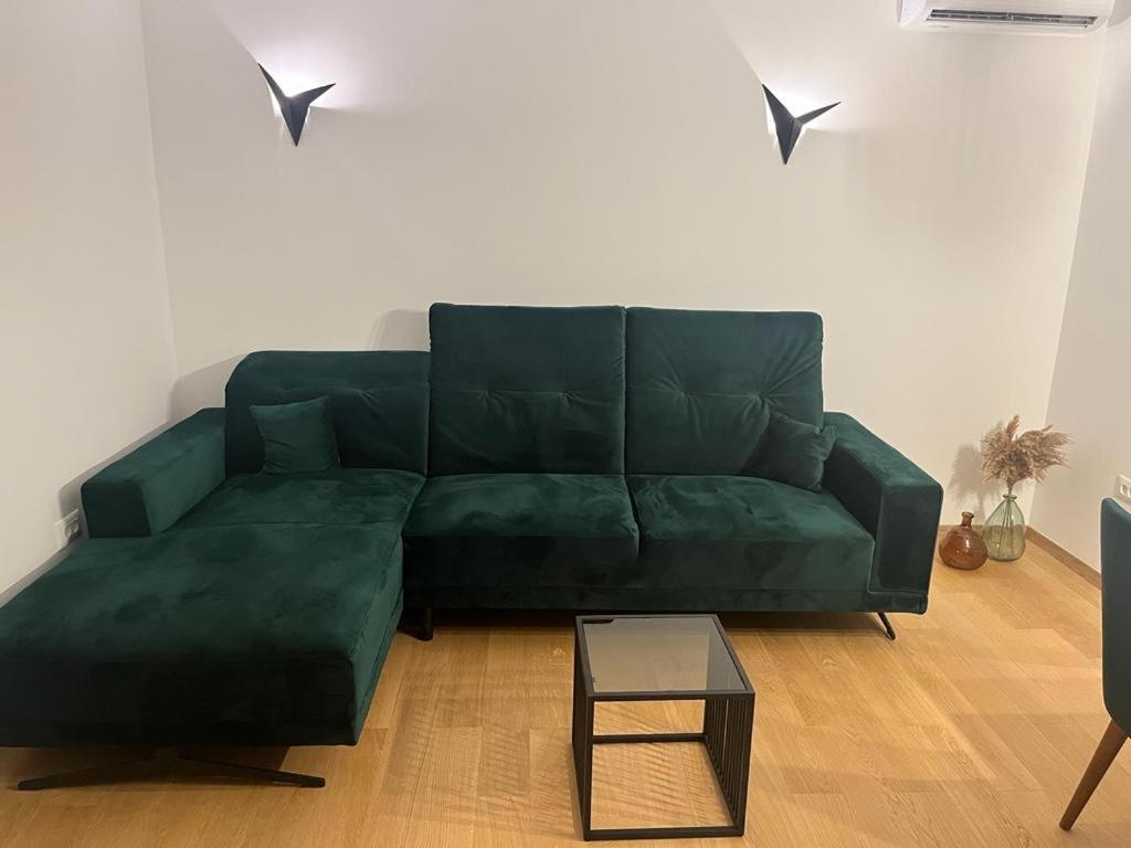 شقة Olive Oasis Penthouse With Jacuzzi زادار المظهر الخارجي الصورة