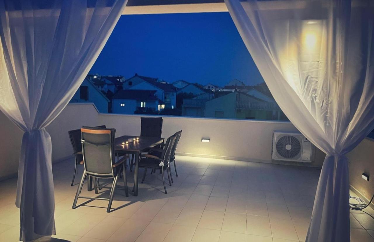 شقة Olive Oasis Penthouse With Jacuzzi زادار المظهر الخارجي الصورة