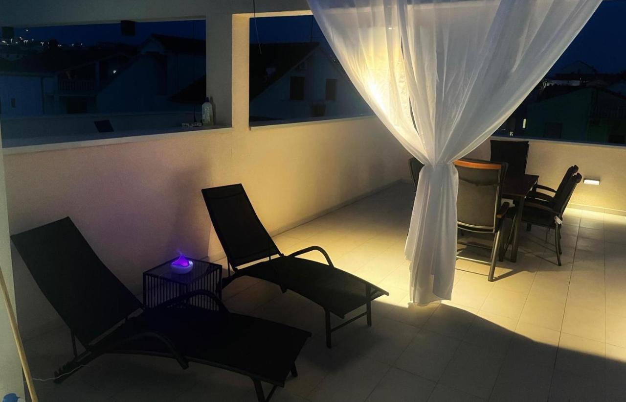شقة Olive Oasis Penthouse With Jacuzzi زادار المظهر الخارجي الصورة